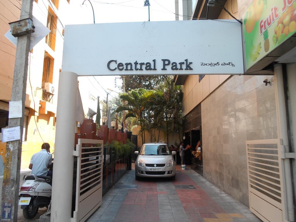 Hotel Capital O Park Near Birla Mandir
